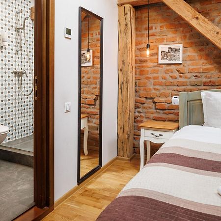 Wood House Republicii Hotel Braşov Eksteriør billede