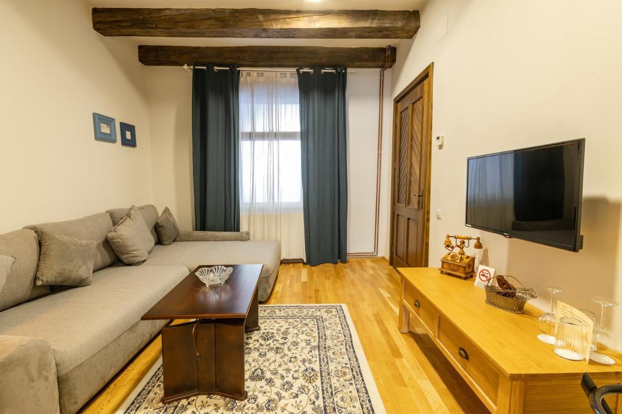 Wood House Republicii Hotel Braşov Eksteriør billede