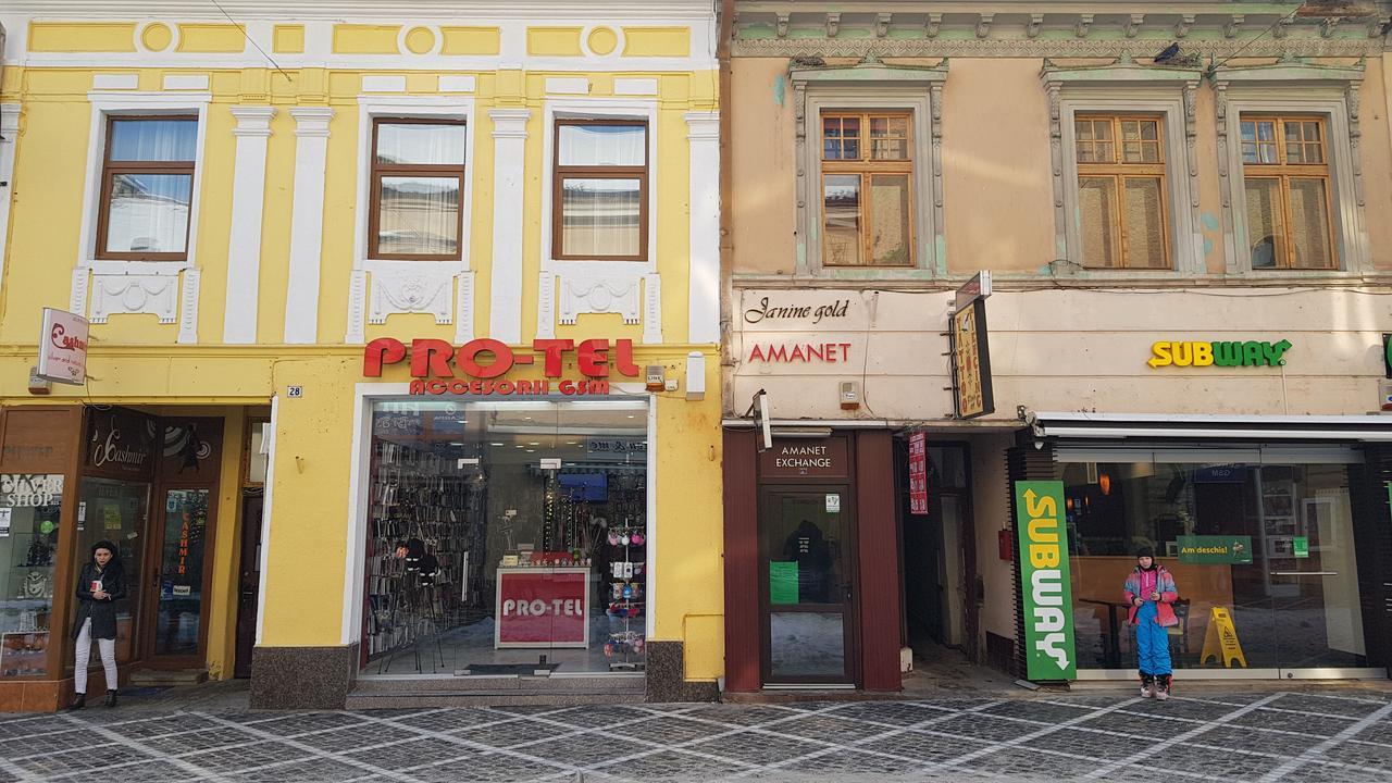 Wood House Republicii Hotel Braşov Eksteriør billede